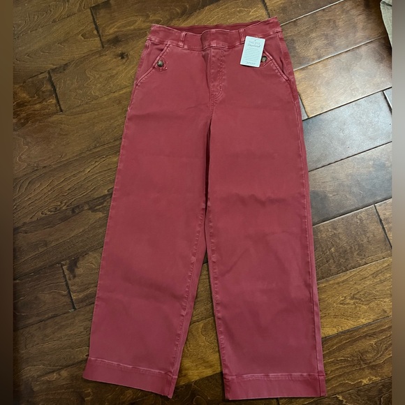 NWT Spanx Stretch Twill Cropped Pant/ Size Medium/ Wild Rose - Picture 4 of 7